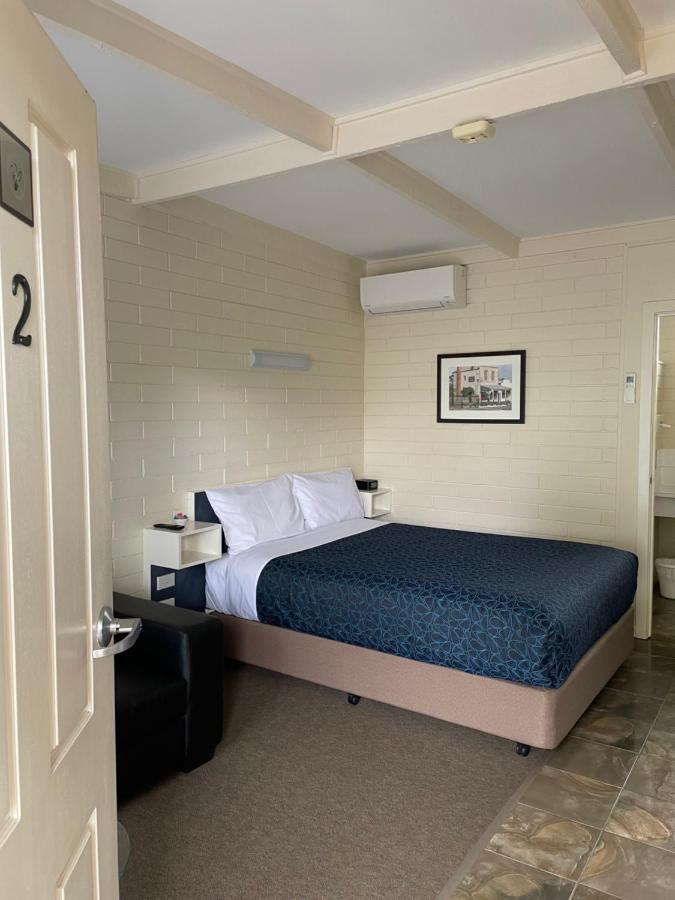 Central Highlands Motor Inn ไคน์เตน ภายนอก รูปภาพ