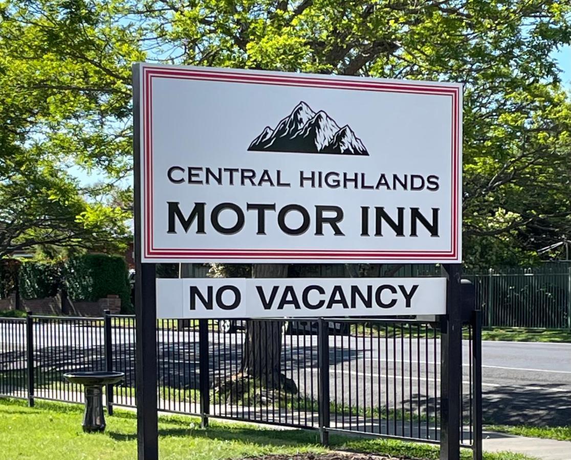Central Highlands Motor Inn ไคน์เตน ภายนอก รูปภาพ